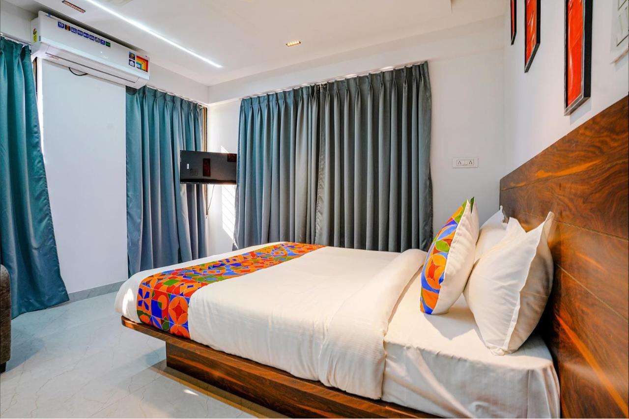 Fabhotel Crystal Inn - Nr Suvarndeep Chowk Pimpri-Chinchwad Dış mekan fotoğraf