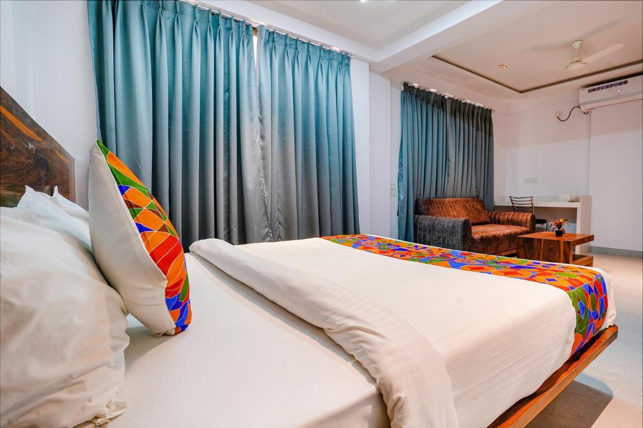 Fabhotel Crystal Inn - Nr Suvarndeep Chowk Pimpri-Chinchwad Dış mekan fotoğraf
