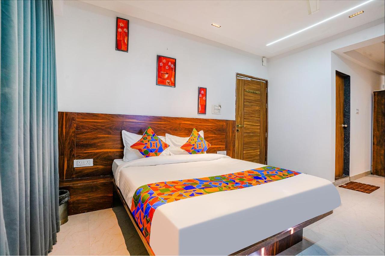 Fabhotel Crystal Inn - Nr Suvarndeep Chowk Pimpri-Chinchwad Dış mekan fotoğraf