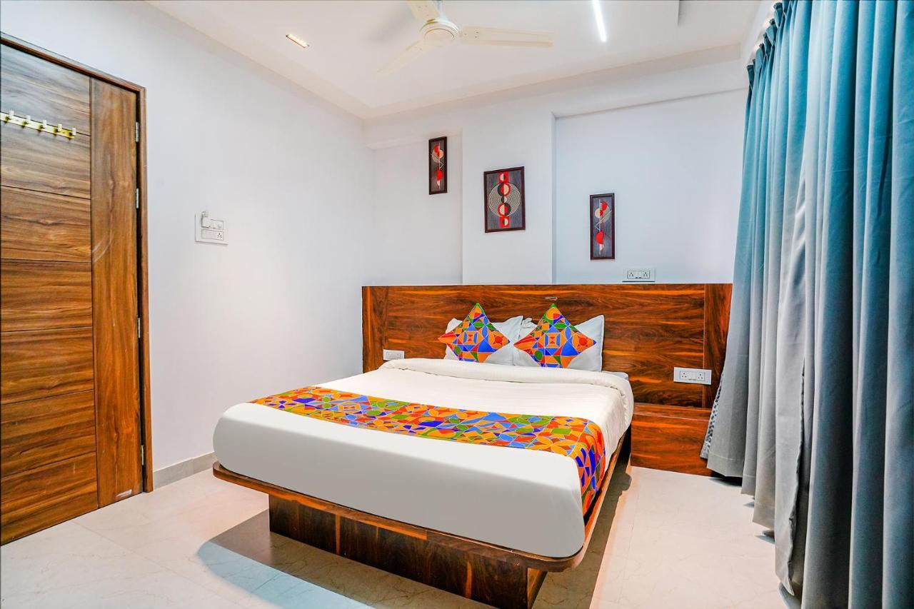 Fabhotel Crystal Inn - Nr Suvarndeep Chowk Pimpri-Chinchwad Dış mekan fotoğraf